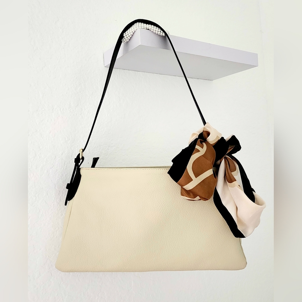 Valentina Women's NWT Made In Italy, Beige/Brown Pebbled Leather Shoulder Bag.